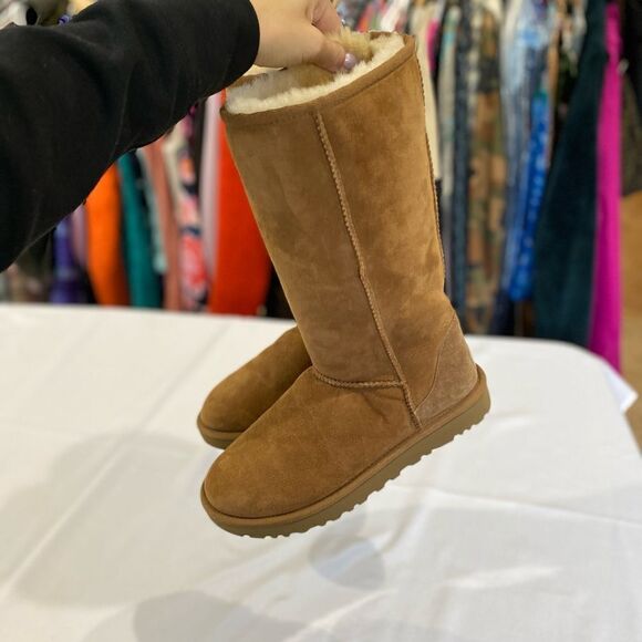 UGG BOOTS TALL CHESTNUT BROWN - Picture 7 of 8